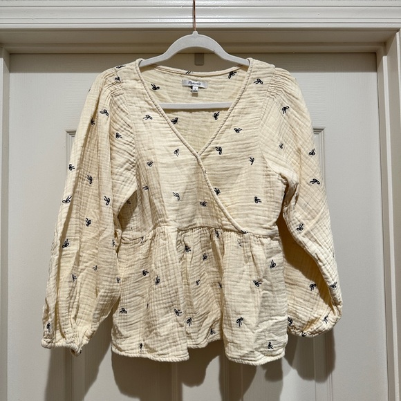 Madewell Lightspun Peplum Wrap Top in Tiny Bows - size S - Picture 5 of 9